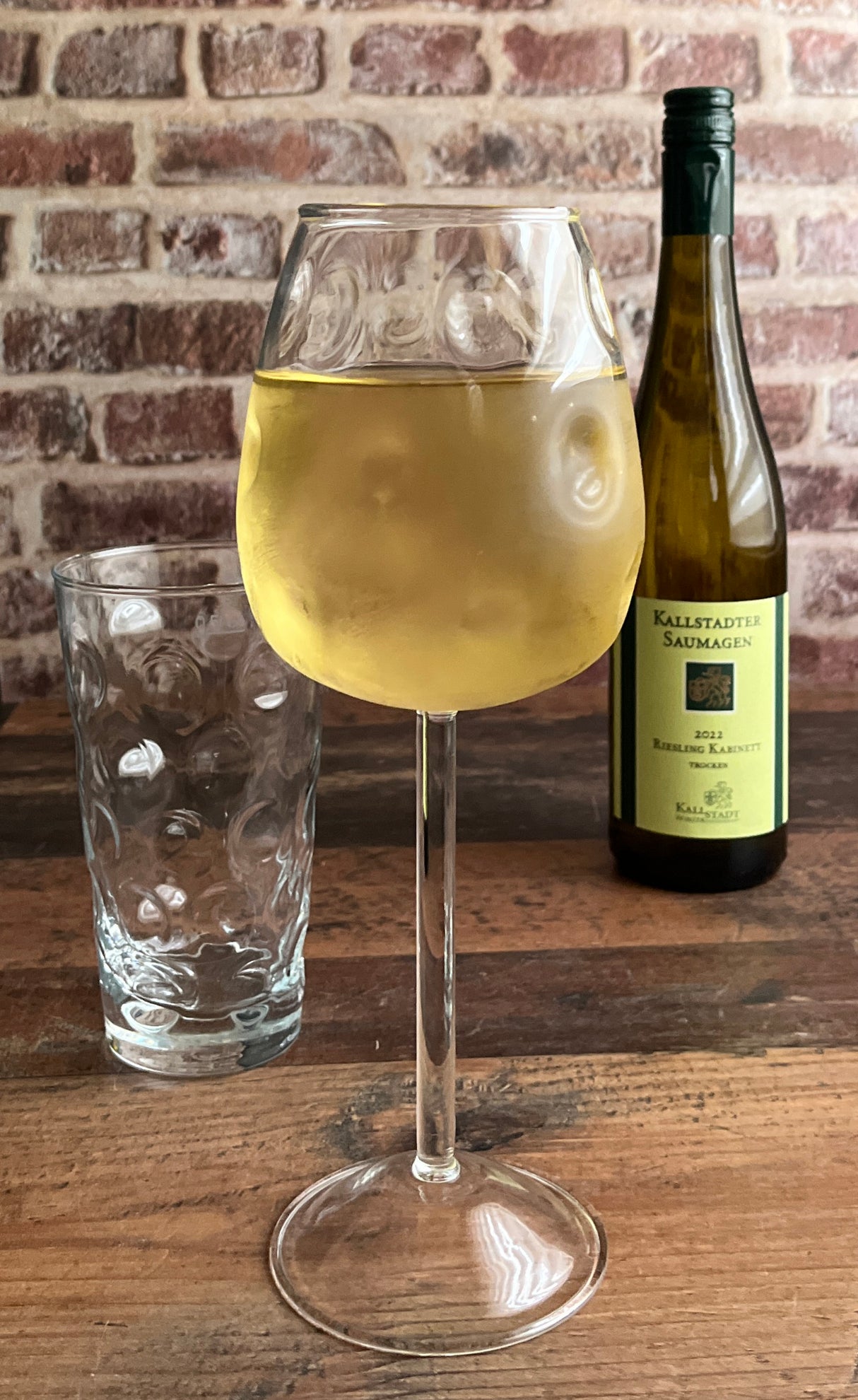 Dubbe Weinglas - Dubbeglas mit Stiel, Weinflasche