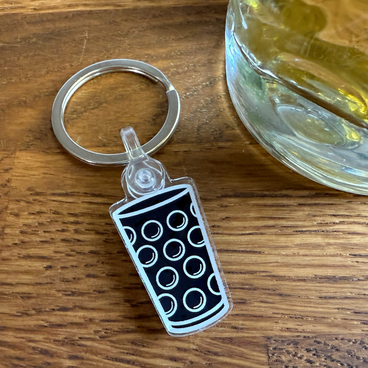 Dubbeglas Schlüsselanhänger (Acryl), schwarz und Schorleglas