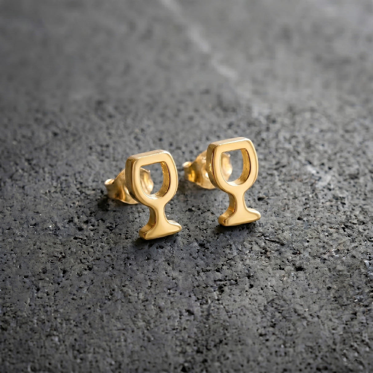 Mini Weinglas Ohrstecker - Gold