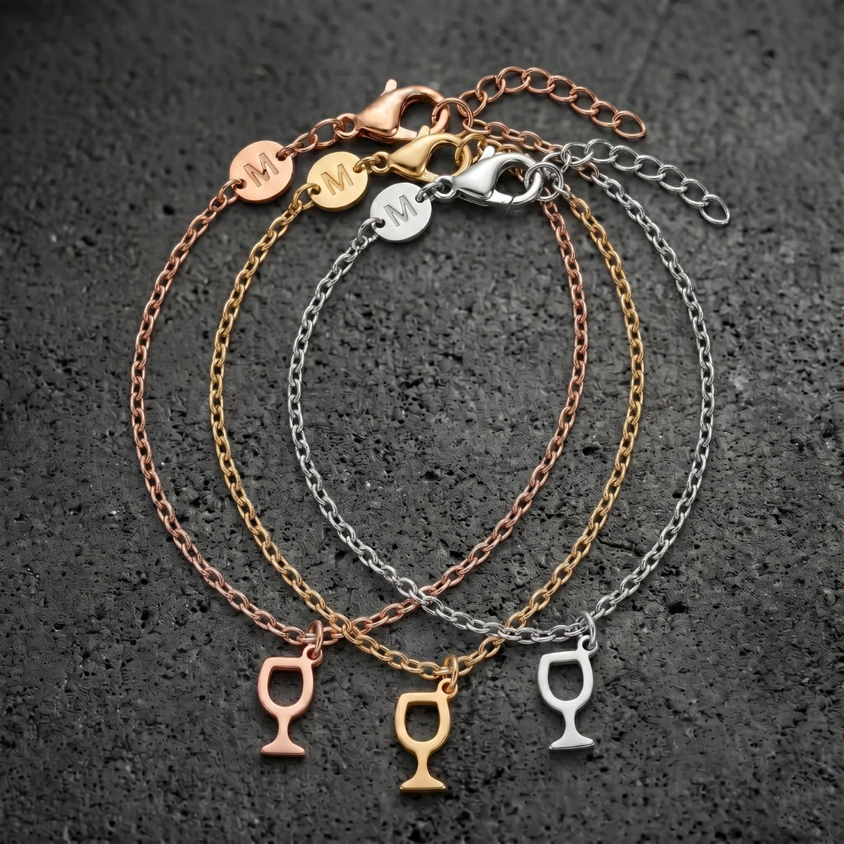 Das Weinglas Armband gibt es in 3 verschiedenen Farben