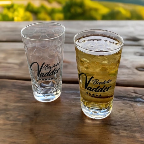 Beschder Vadder Dubbeglas 0,5 L mit Rieslingschorle, Aufdruck in Schwarz