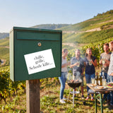 Chille, Grille, Schorle kille - Aufkleber auf einem Briefkaste in den Pfälzer Weinbergen