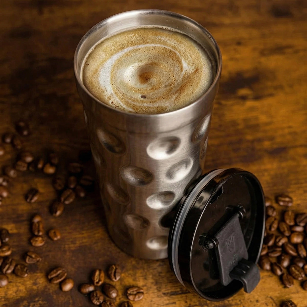 Dubbeglas Thermobecher mit Deckel mit Kaffee