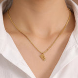 Einzigartig wie du – Dubbeglas mit Kette in Gold
