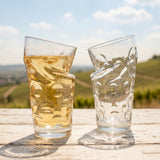 Das Dubbeglas mit Knick bringt frischen Charakter in die Pfälzer Weinkultur