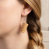 Einzigartige Dubbeglas Ohrringe aus Eiche für Deinen Look
