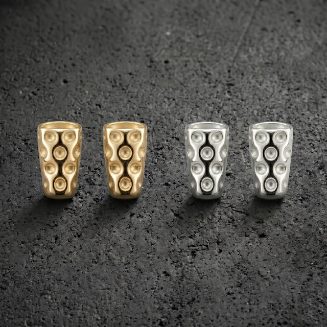 Die Mini Dubbeglas Ohrstecker (8 mm) gibt es in Gold un Silber