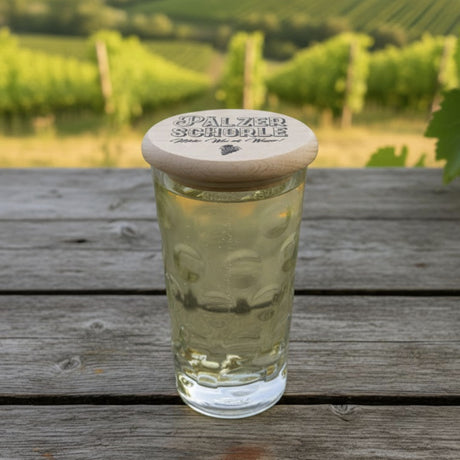 Pälzer Schorle - Dubbeg-Deckel in den Pfälzer Weinbergen