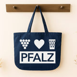 Pfalz Tasche - Vintage-Washed Shopper, Denim, an der Garderobe