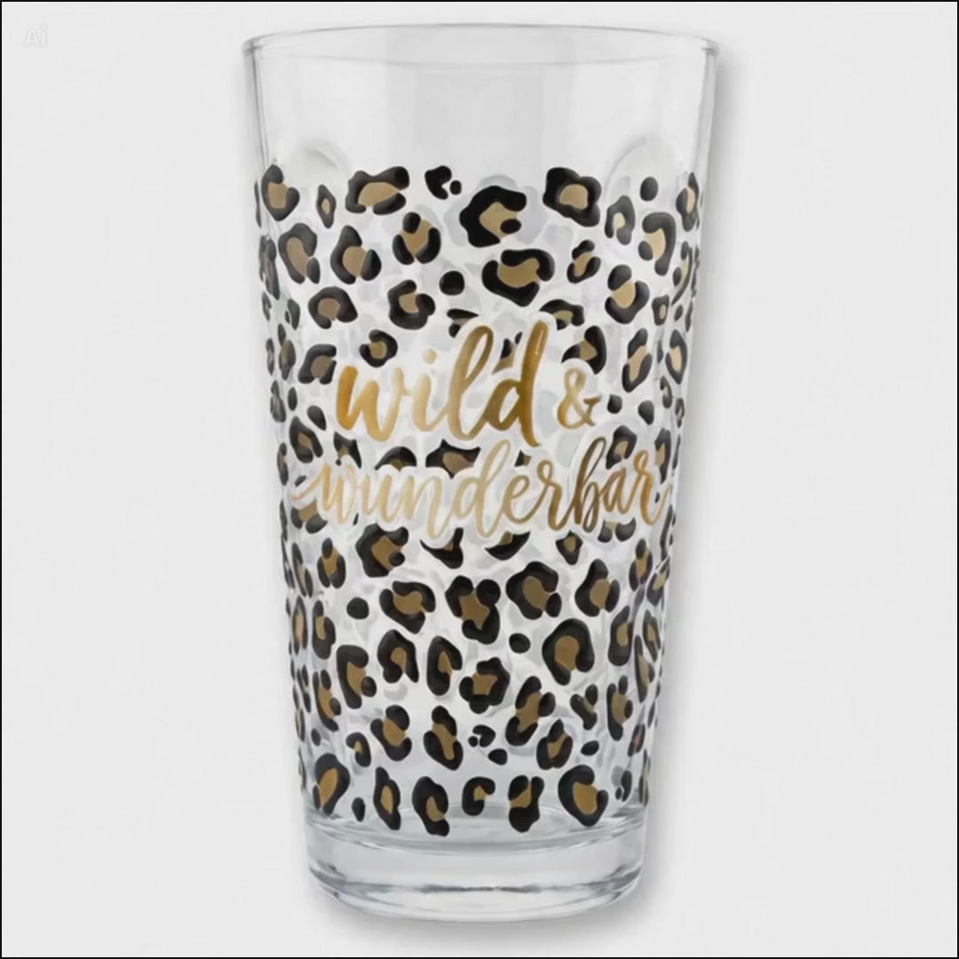 Wildes Design, echter Schorlegenuss. Das Wild & Wunderbar Dubbeglas macht jeden Schluck zum Hingucker.